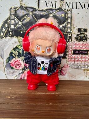 Adorable Labubu Clothes and Accessories.